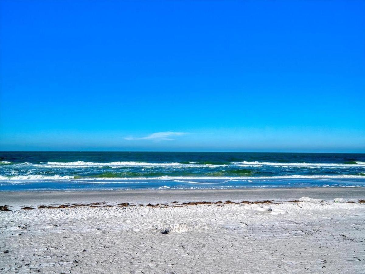 Chateau 6W Alluring Beachfront Condo Clearwater Beach Buitenkant foto